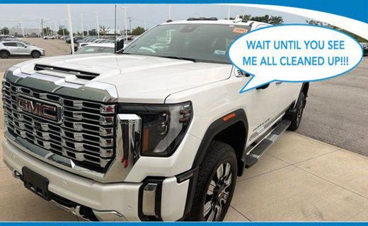 2025 GMC Sierra HD Denali