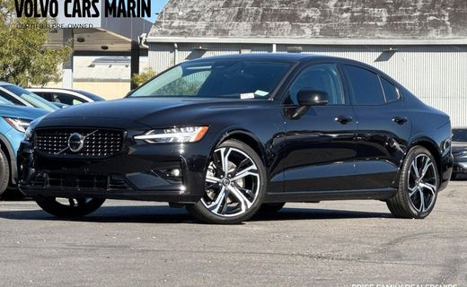 2025 Volvo S60 Plus Dark