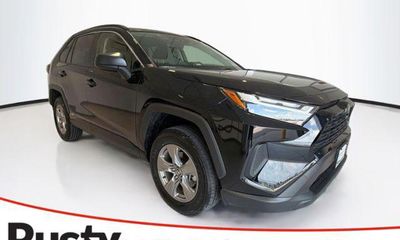 2025 Toyota RAV4 LE