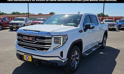2026 GMC Sierra SLT
