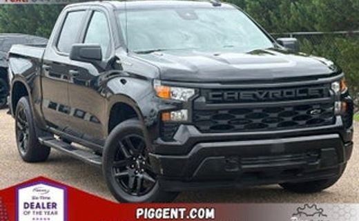 2025 Chevrolet Silverado Custom