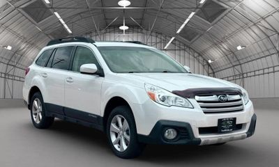 2014 Subaru Outback Limited CWP Navi