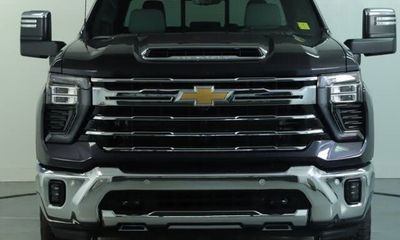 2024 Chevrolet Silverado HD LTZ
