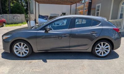 2017 Mazda MAZDA3 Touring