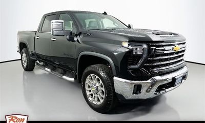 2025 Chevrolet Silverado HD LTZ