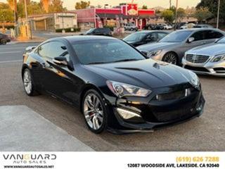 2015 Hyundai Genesis Coupe GLS Middle