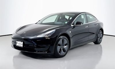 2019 Tesla Model 3 Standard Range Plus