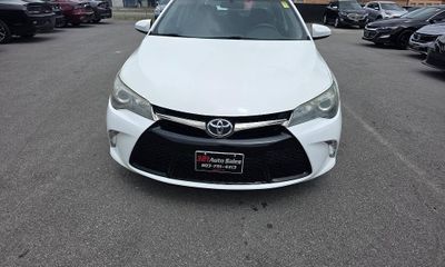 2015 Toyota Camry SE