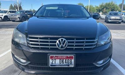 2014 Volkswagen Passat SE