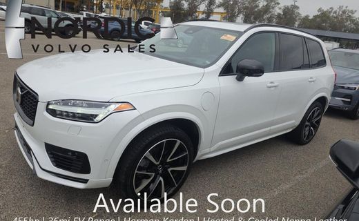 2023 Volvo XC90 Ultimate Dark
