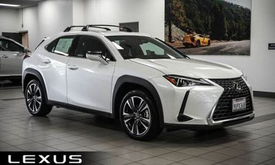 2025 Lexus UX 300H