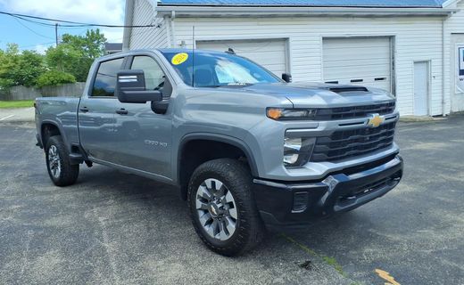 2024 Chevrolet Silverado HD Custom