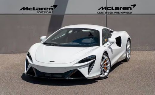 2026 McLaren Artura