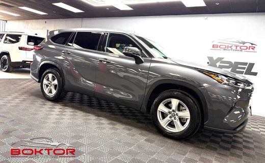 2020 Toyota Highlander LE