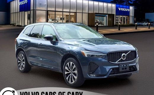 2024 Volvo XC60 Plus Dark