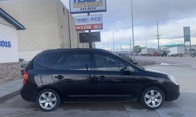2008 Kia Rondo UN