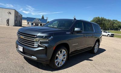 2021 Chevrolet Suburban High Country