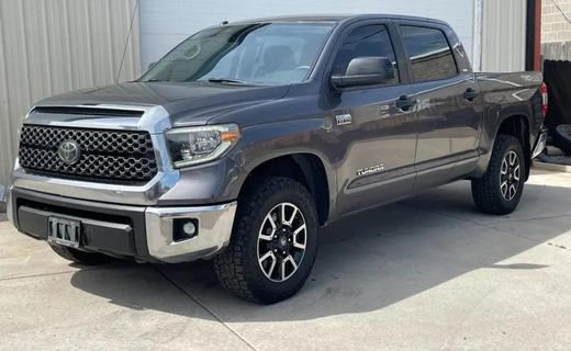 2018 Toyota Tundra SR5