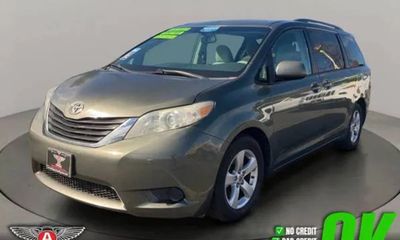 2012 Toyota Sienna LE