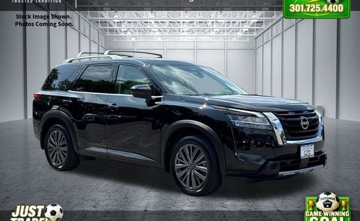 2024 Nissan Pathfinder SL