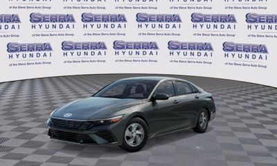 2026 Hyundai Elantra SE