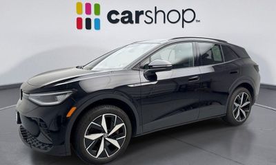 2023 Volkswagen ID 4 Pro S Plus