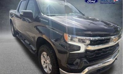2023 Chevrolet Silverado LT