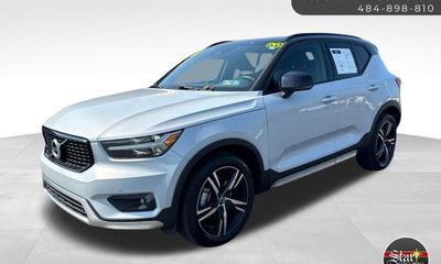 2021 Volvo XC40 R Design