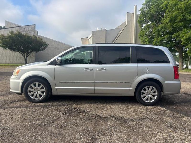 2012 Chrysler Town And Country — a typically priced live listing