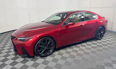 2024 Lexus IS 350