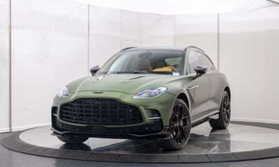 2025 Aston Martin DBX DBX707