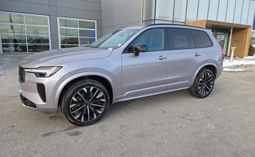 2026 Volvo XC90 Ultra Dark