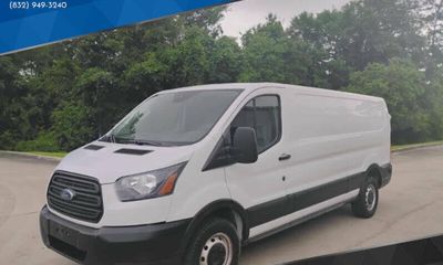 2019 Ford Transit 150 LOW Roof