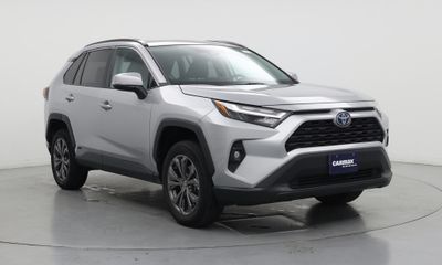 2022 Toyota RAV4 XLE Premium