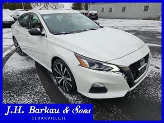 2022 Nissan Altima SR