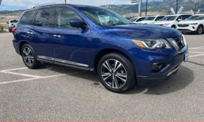 2019 Nissan Pathfinder SV