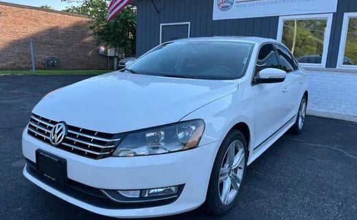 2015 Volkswagen Passat SE