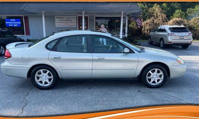 2006 Ford Taurus SE