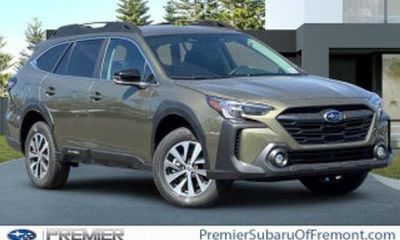 2025 Subaru Outback Touring
