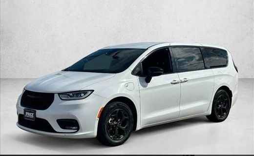 2024 Chrysler Pacifica Select