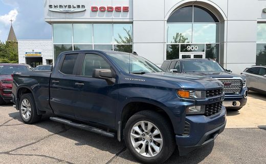 2020 Chevrolet Silverado Custom