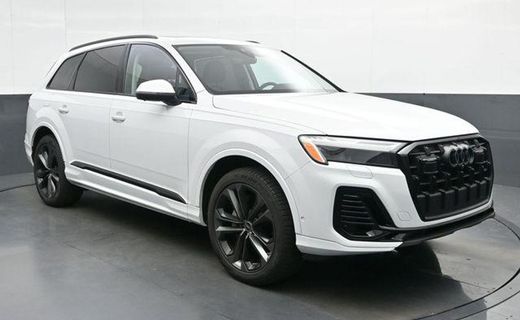 2025 Audi Q7 Quattro Premium Plus