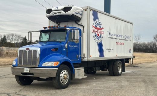2008 Peterbilt 335 Conventional Darien WI