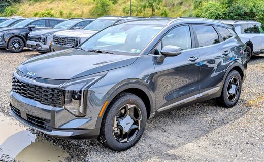 2026 Kia Sportage EX