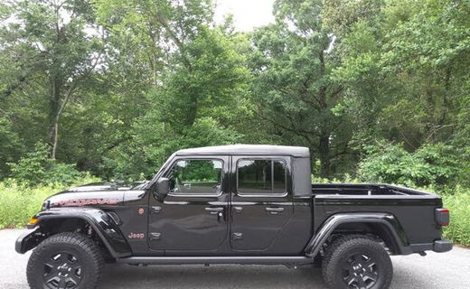 2022 Jeep Gladiator Mojave