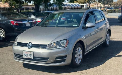 2016 Volkswagen Golf