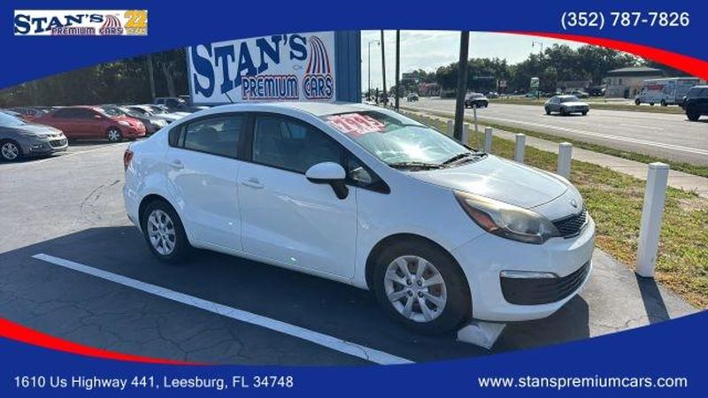 2017 Kia RIO — a typically priced live listing