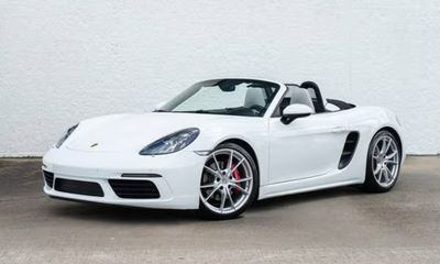2023 Porsche 718 Boxster S