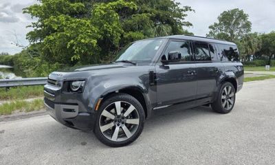 2026 Land Rover Defender 130 Limited Edition
