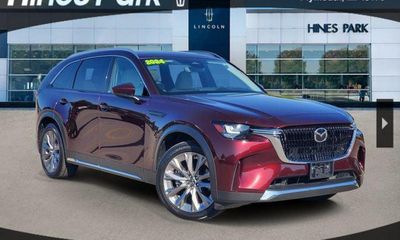 2024 Mazda CX-90 Premium Package